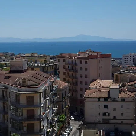 Casa Vista Mare Apartment *